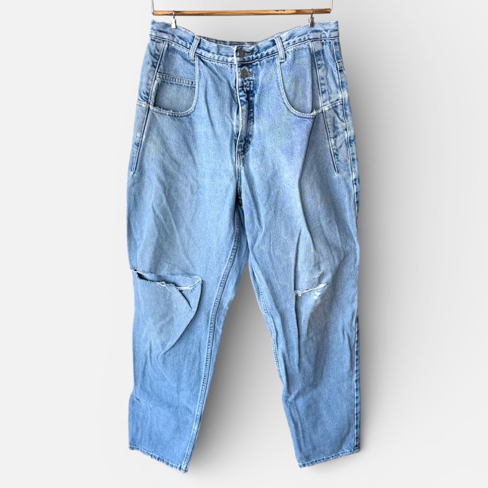 Vintage 80s 90s Guess Light Wash Distressed High Rise Pleated Tapered Jeans